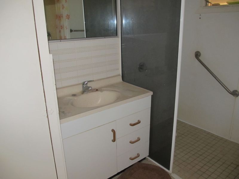 4 Marshall Street, Bowen QLD 4805