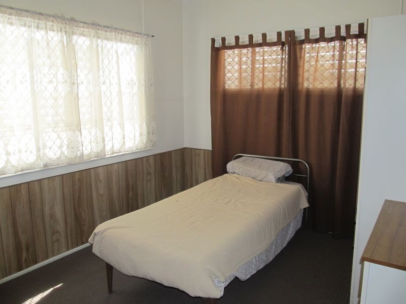 4 Marshall Street, Bowen QLD 4805