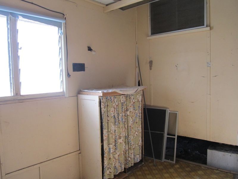 4 Marshall Street, Bowen QLD 4805