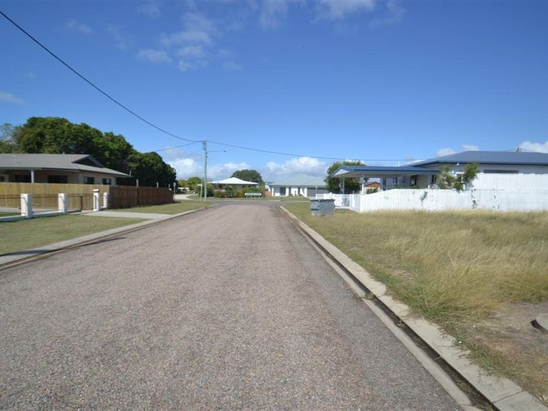 33 Emmerson Drive, Bowen QLD 4805