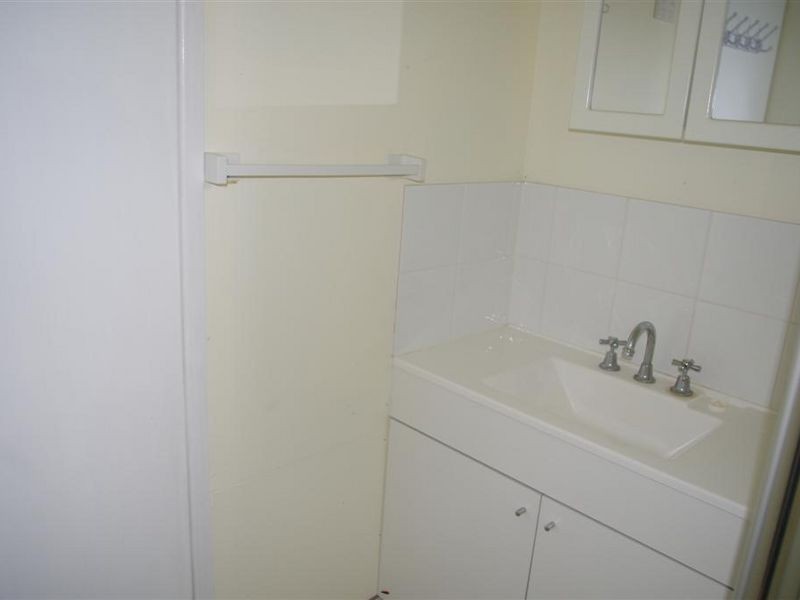 37 Herbert Street, Bowen QLD 4805