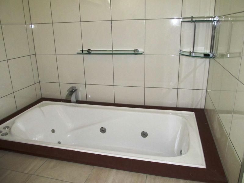 53 Reynolds Street, Bowen QLD 4805