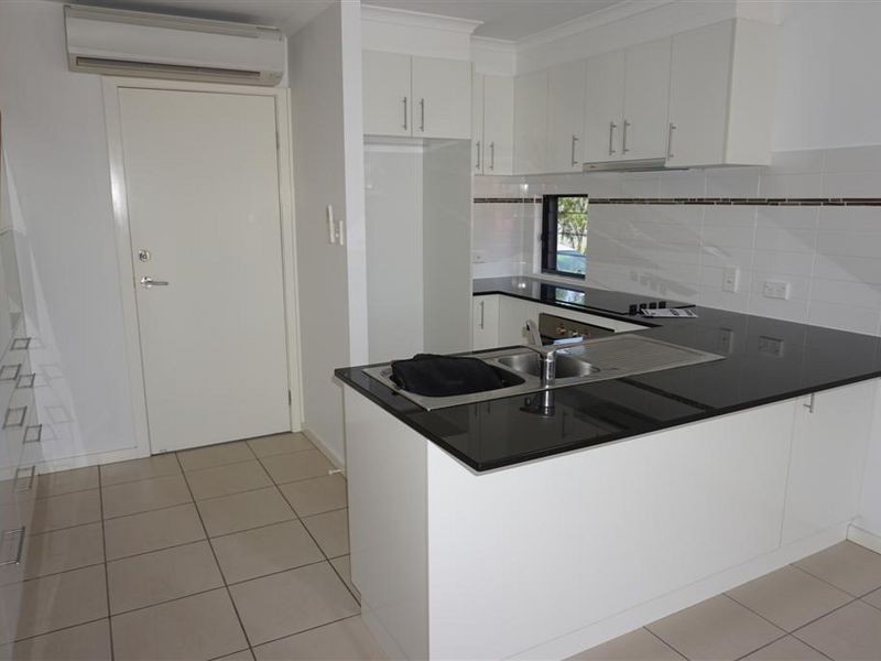 10/74a Powell Street, Bowen QLD 4805