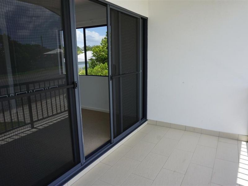 10/74a Powell Street, Bowen QLD 4805