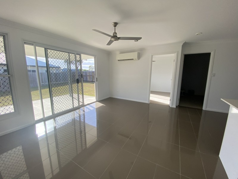 69-71 Marine Parade. Whitsunday Paradise., Bowen QLD 4805