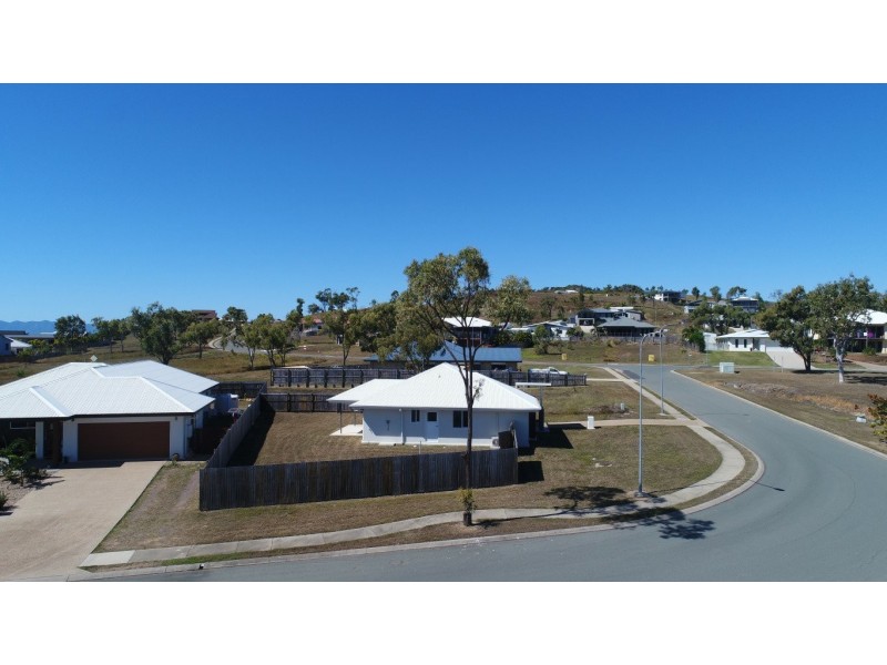 69-71 Marine Parade. Whitsunday Paradise., Bowen QLD 4805