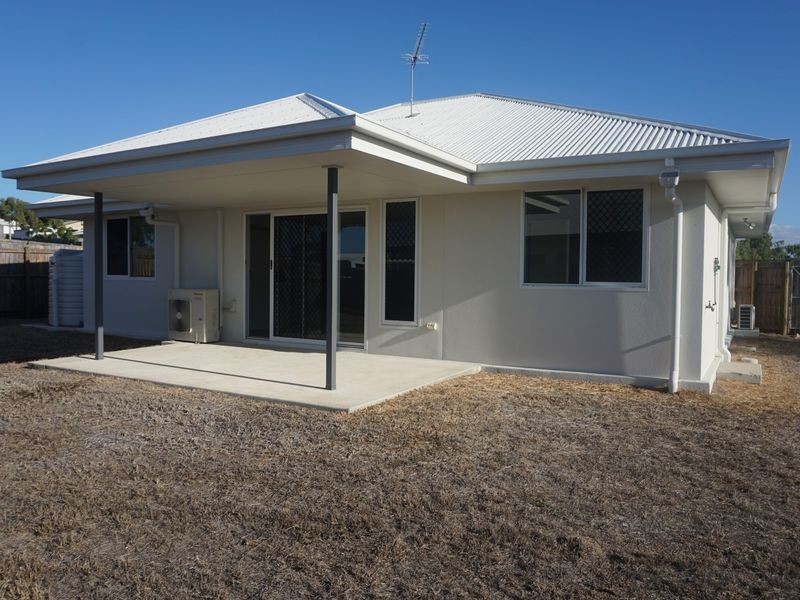 69-71 Marine Parade. Whitsunday Paradise., Bowen QLD 4805