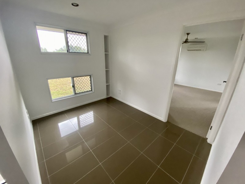 69-71 Marine Parade. Whitsunday Paradise., Bowen QLD 4805