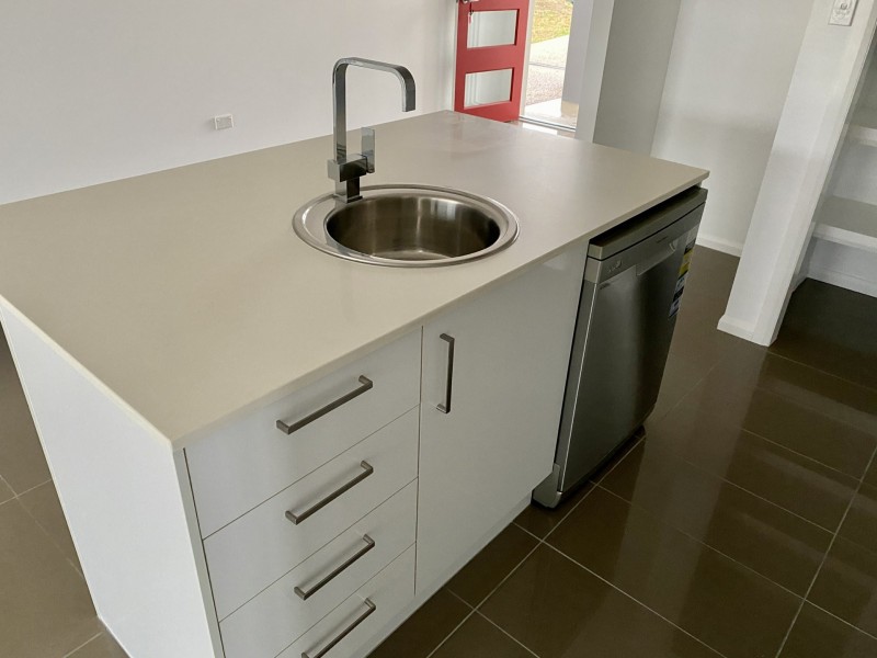 69-71 Marine Parade. Whitsunday Paradise., Bowen QLD 4805