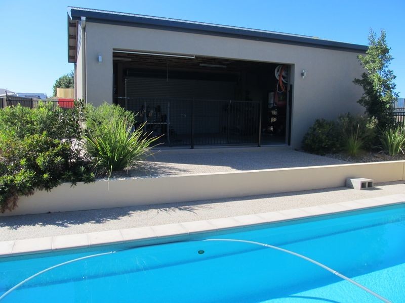 1 Pod Place, Bowen QLD 4805