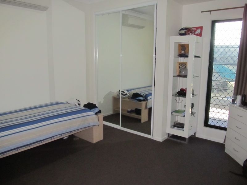 1 Pod Place, Bowen QLD 4805