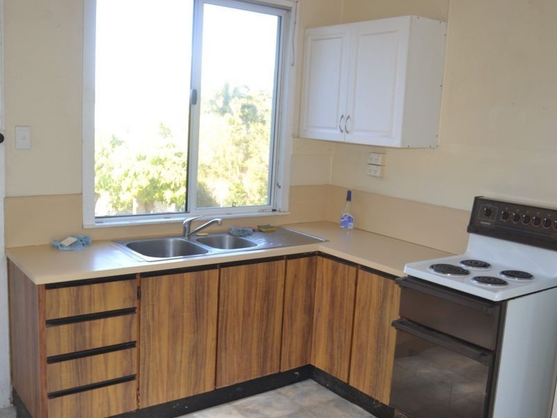 73 Poole Street, Bowen QLD 4805