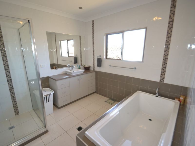 9 Bayside Court, Bowen QLD 4805