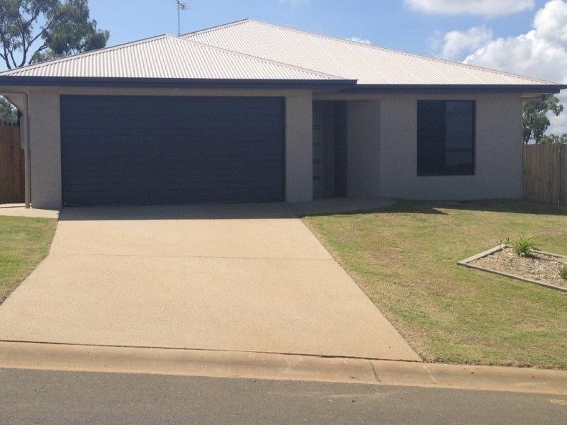 2 Seacove Crescent, Bowen QLD 4805