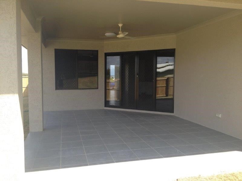 2 Seacove Crescent, Bowen QLD 4805