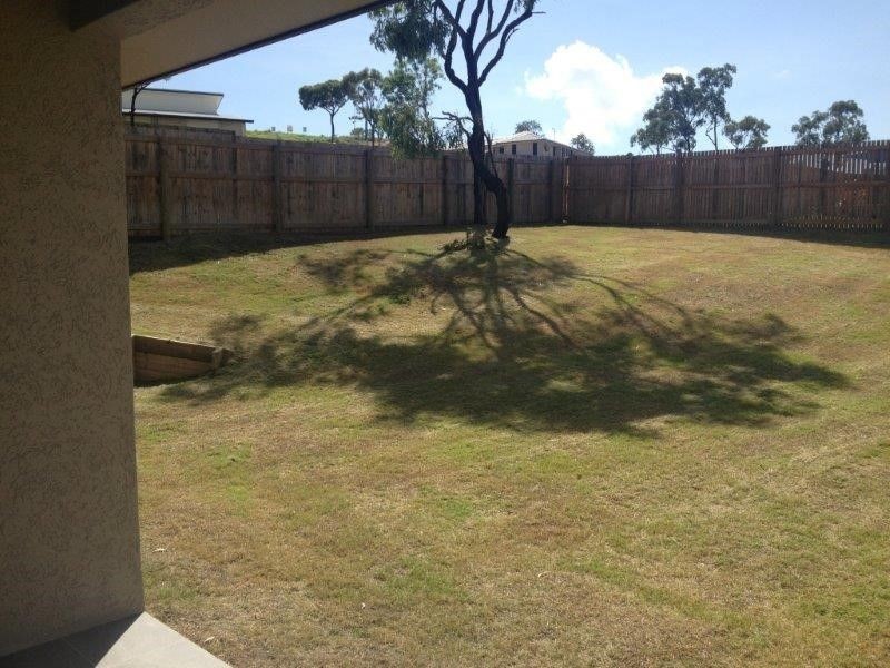 2 Seacove Crescent, Bowen QLD 4805