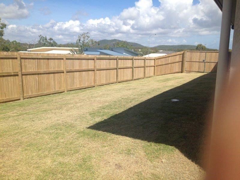 2 Seacove Crescent, Bowen QLD 4805