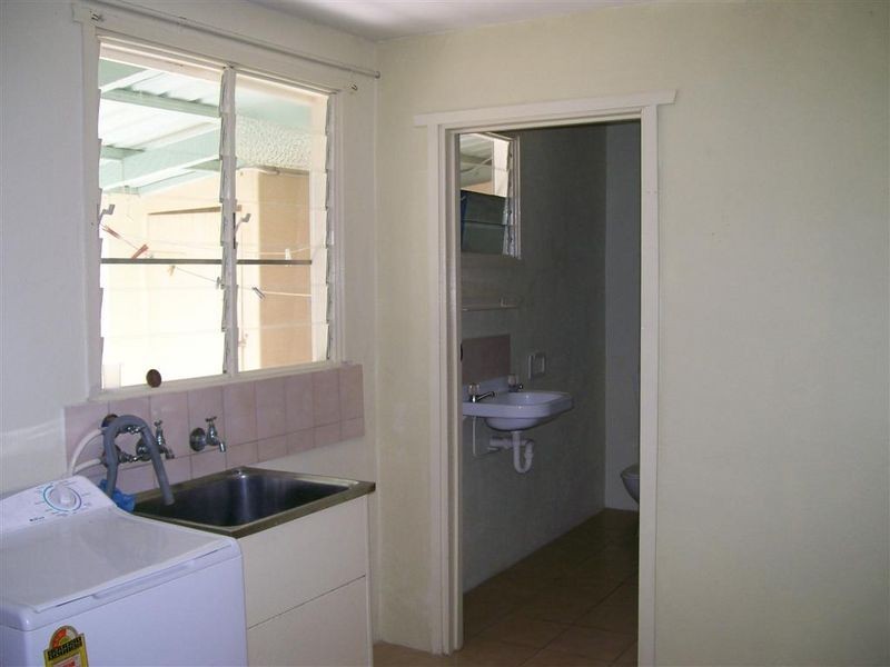 1/10 Dalrymple Street, Bowen QLD 4805