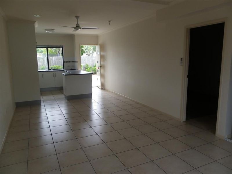 4/34 Poole Street, Bowen QLD 4805