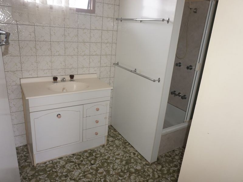 36 Eleventh Avenue, Collinsville QLD 4804