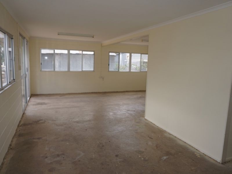 36 Eleventh Avenue, Collinsville QLD 4804