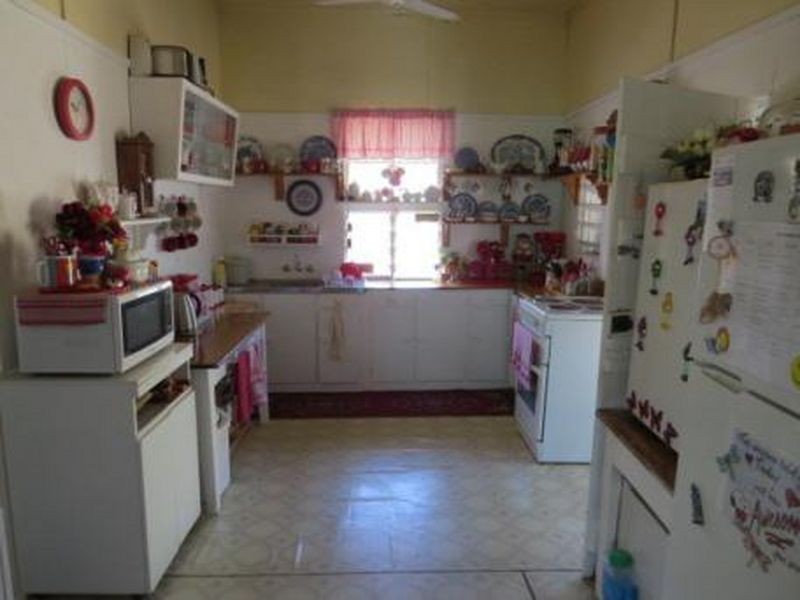 26 Gordon Street, Bowen QLD 4805