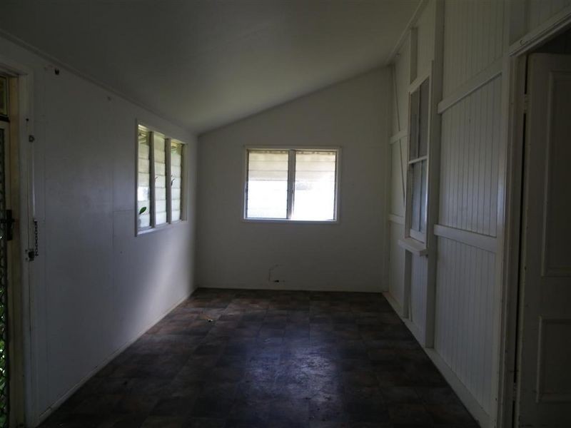 94 Herbert Street, Bowen QLD 4805