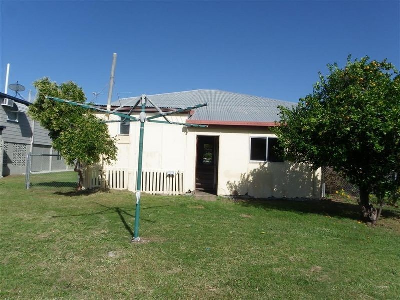 94 Herbert Street, Bowen QLD 4805