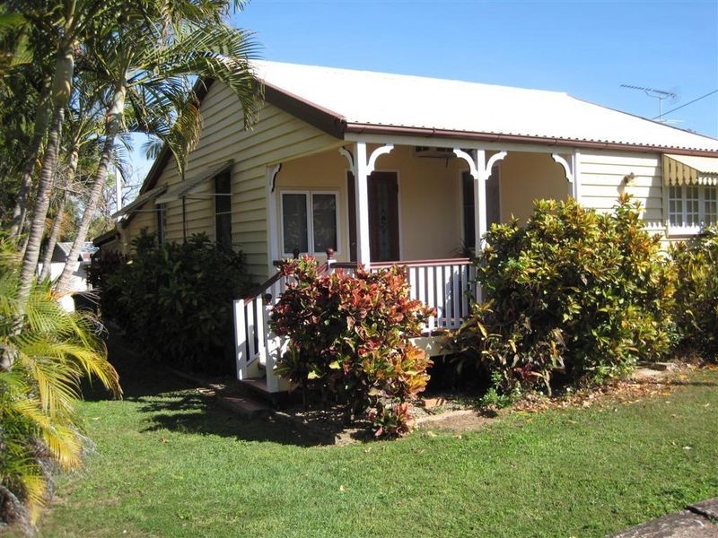 7 Gilbert Street, Bowen QLD 4805