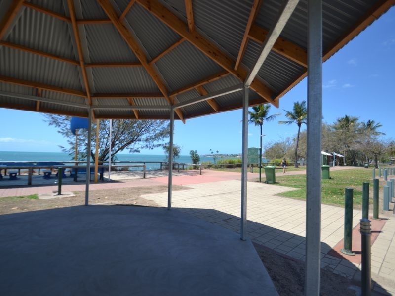 2-41 Crofton Street, Bowen QLD 4805