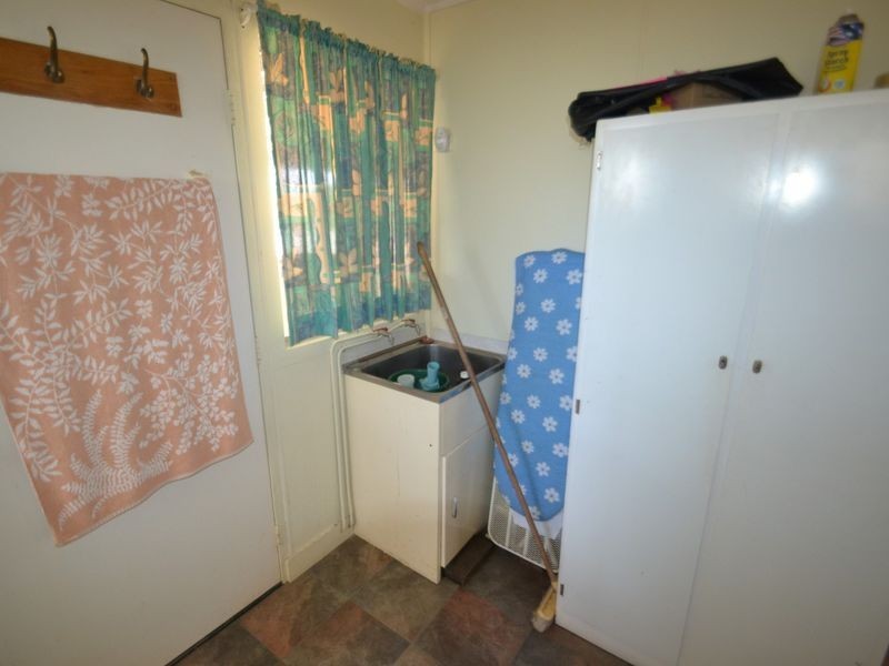 13 Ross Hall Street, Bowen QLD 4805