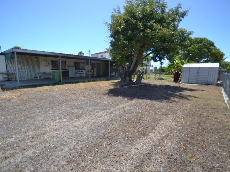 13 Ross Hall Street, Bowen QLD 4805