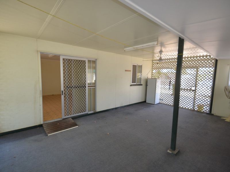 13 Ross Hall Street, Bowen QLD 4805