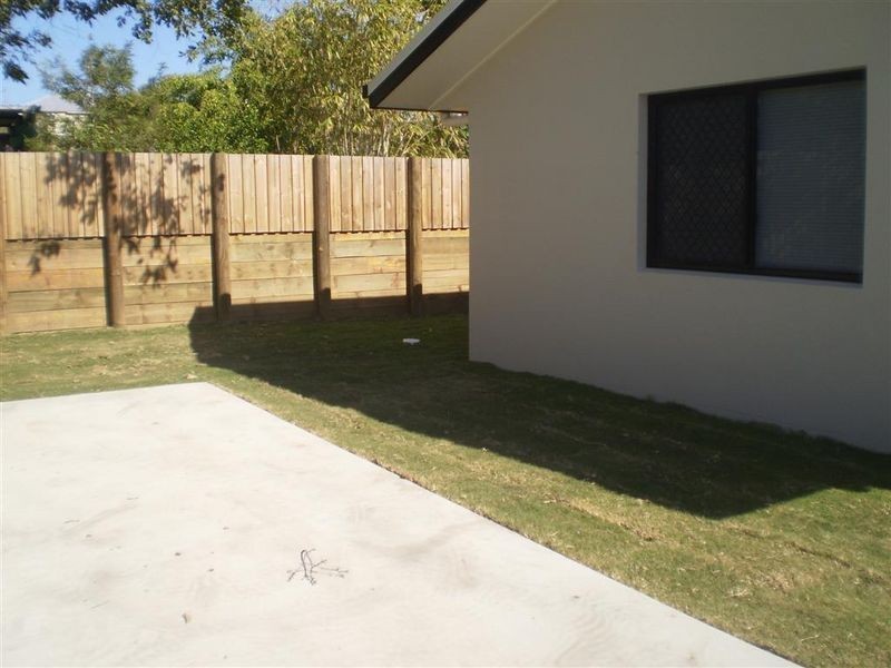 2/63 Reynolds Street, Bowen QLD 4805