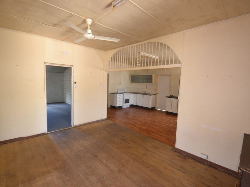 63 Kennedy St, Bowen QLD 4805