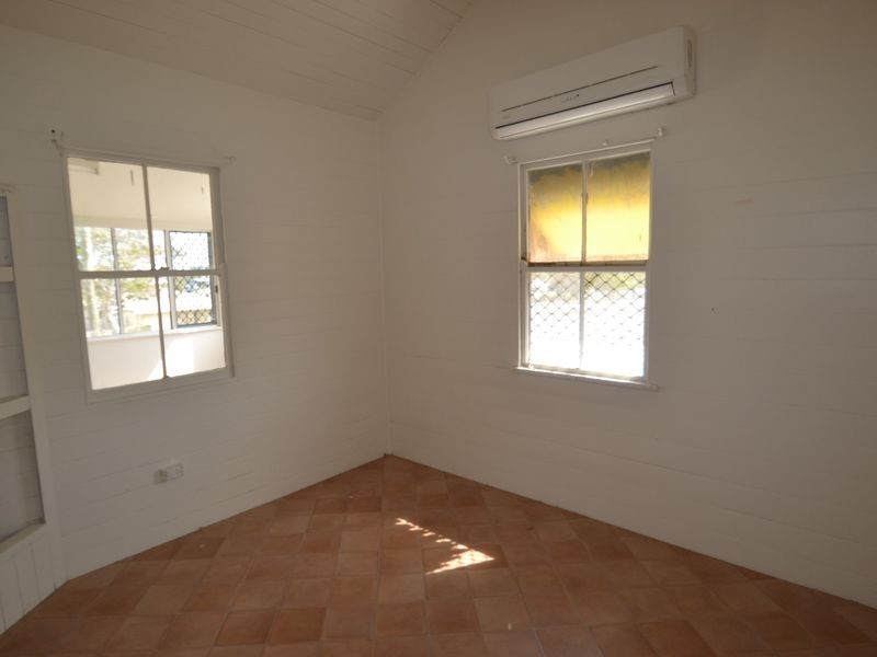 59 Reynolds Street, Bowen QLD 4805