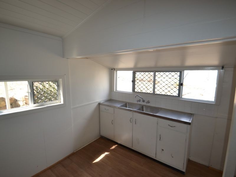 59 Reynolds Street, Bowen QLD 4805