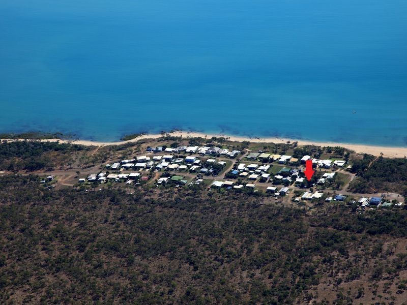 30 Pitcain Ave, Brisk Bay QLD 4805