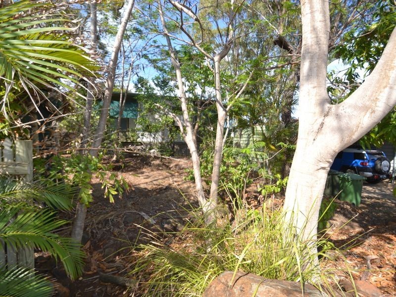 30 Pitcain Ave, Brisk Bay QLD 4805