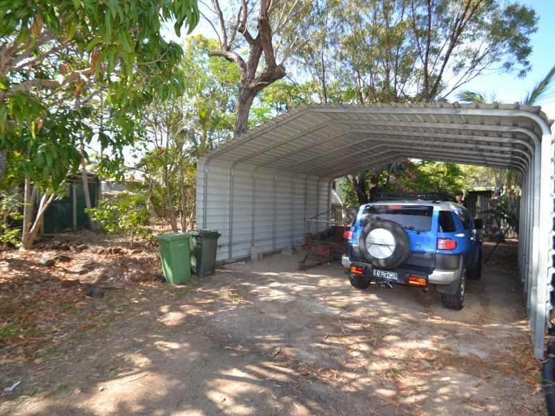 30 Pitcain Ave, Brisk Bay QLD 4805