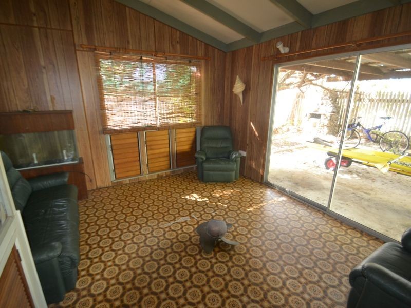 30 Pitcain Ave, Brisk Bay QLD 4805