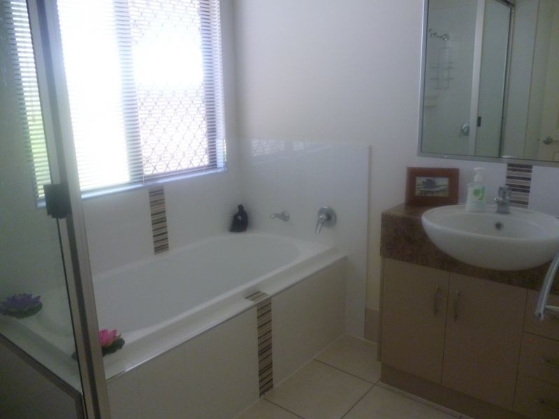 36 Bryant Ave, Bowen QLD 4805