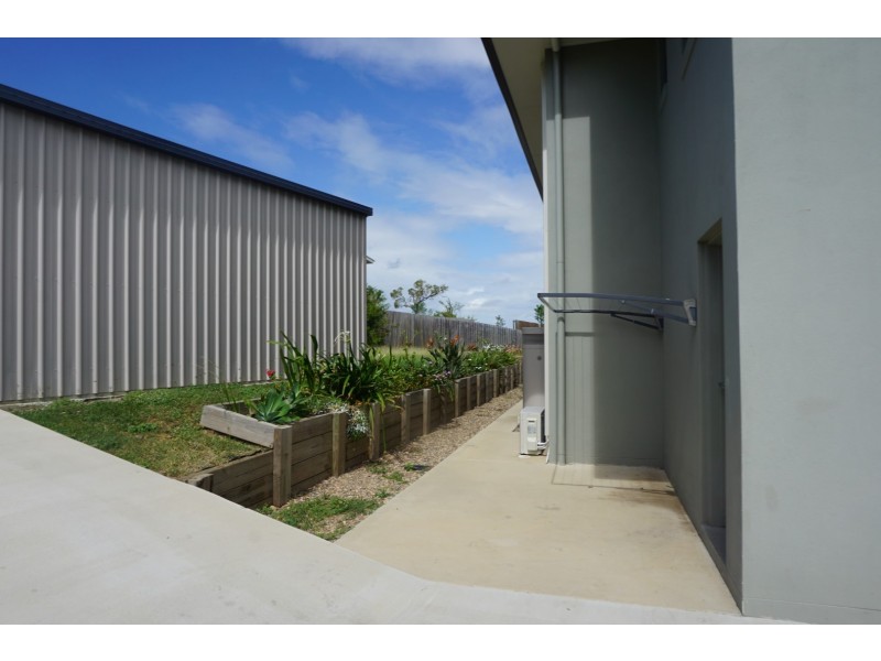 16 Sunshine Court, Bowen QLD 4805