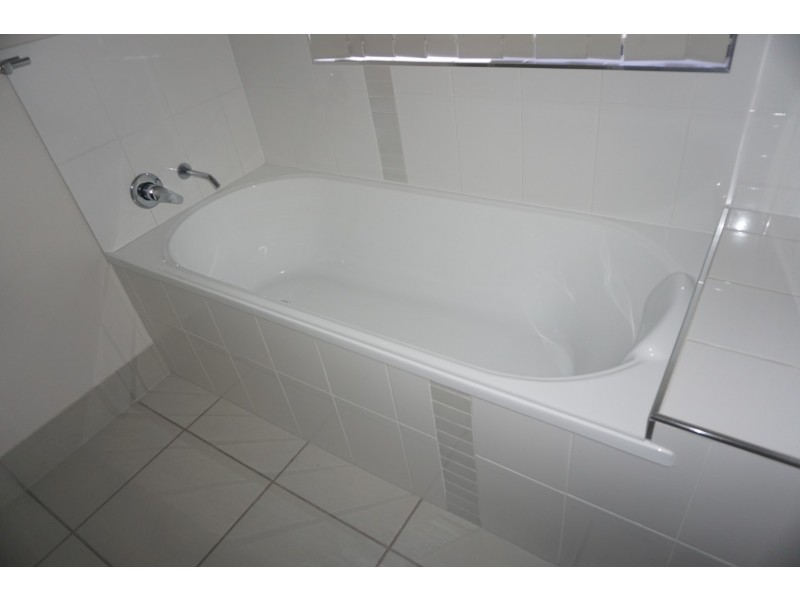 16 Sunshine Court, Bowen QLD 4805