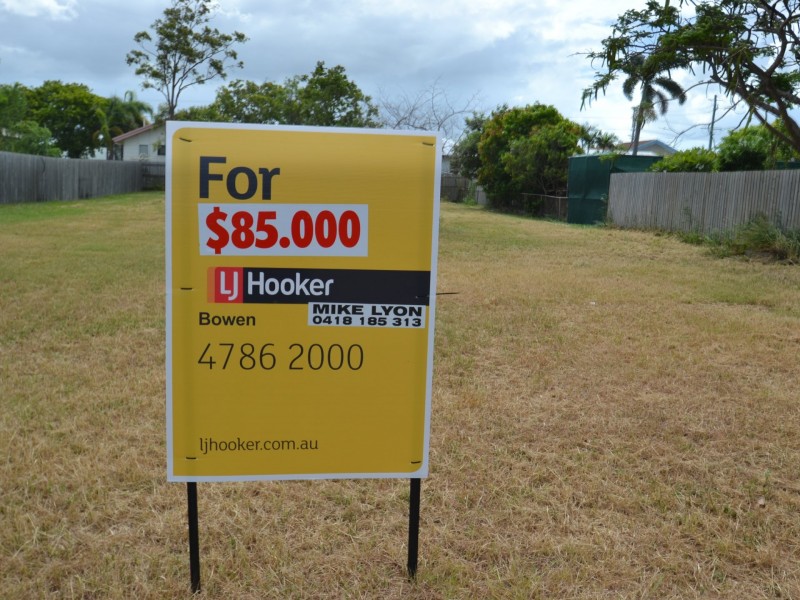 4 Hillview Place, Bowen QLD 4805