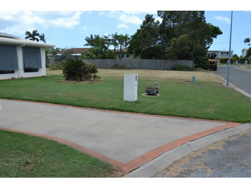 4 Hillview Place, Bowen QLD 4805