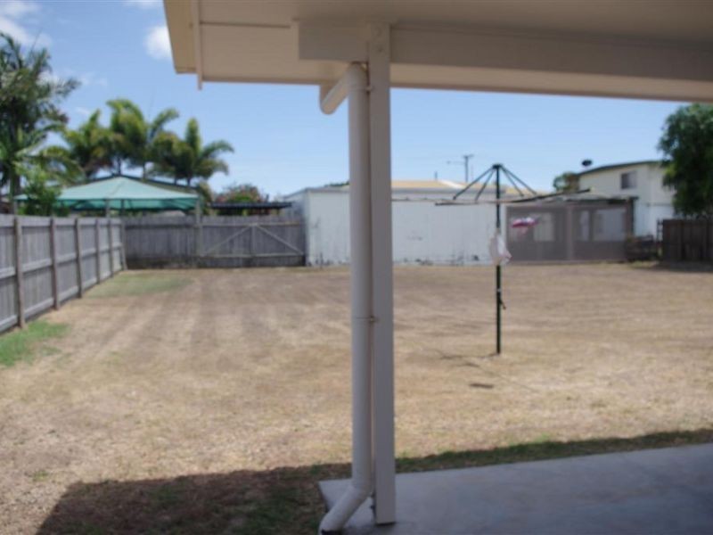 11 Hillview Place, Bowen QLD 4805