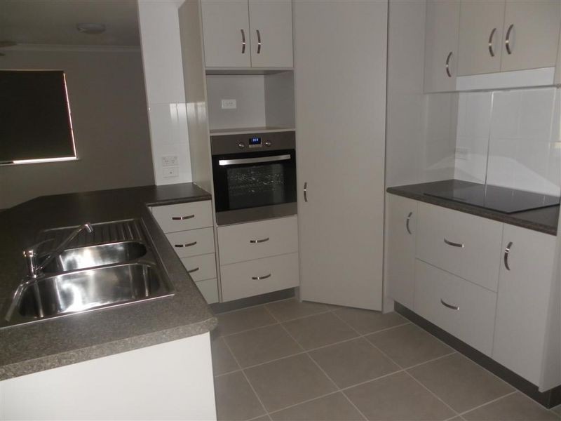 3 Siesta Court, Bowen QLD 4805