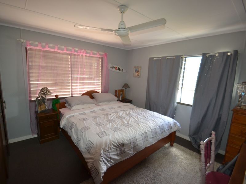 3 Hay Street, Bowen QLD 4805