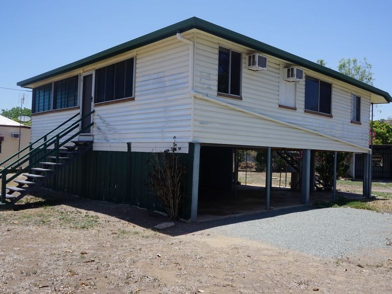 13 Belmore Street, Collinsville QLD 4804